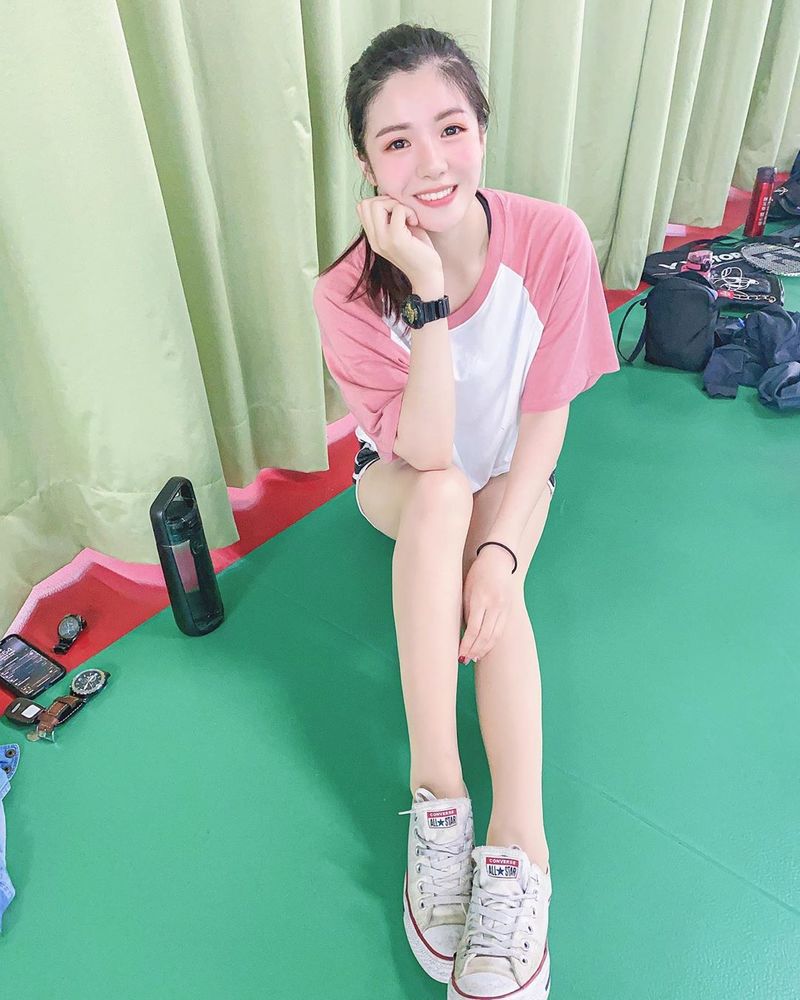 前空姐「方宣凝 Shanny」雪白肌膚、立體五官 撞臉女神許瑋甯 氣質也不容小覷-第1章-图片8