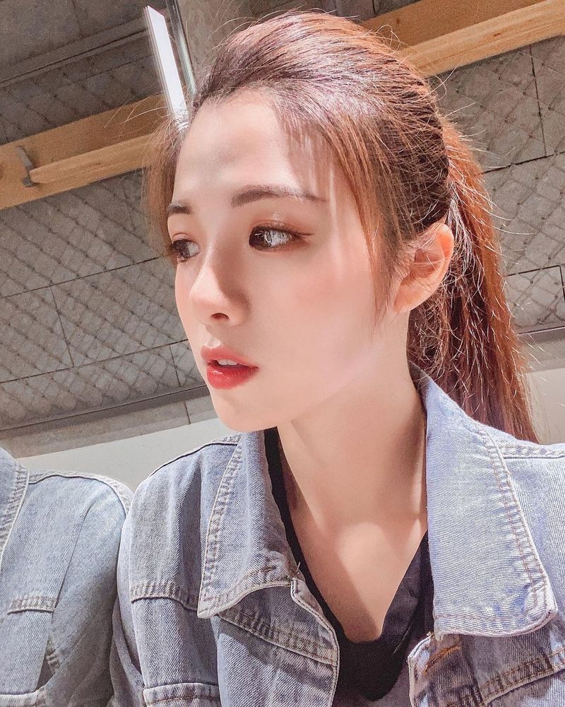 前空姐「方宣凝 Shanny」雪白肌膚、立體五官 撞臉女神許瑋甯 氣質也不容小覷-第1章-图片9