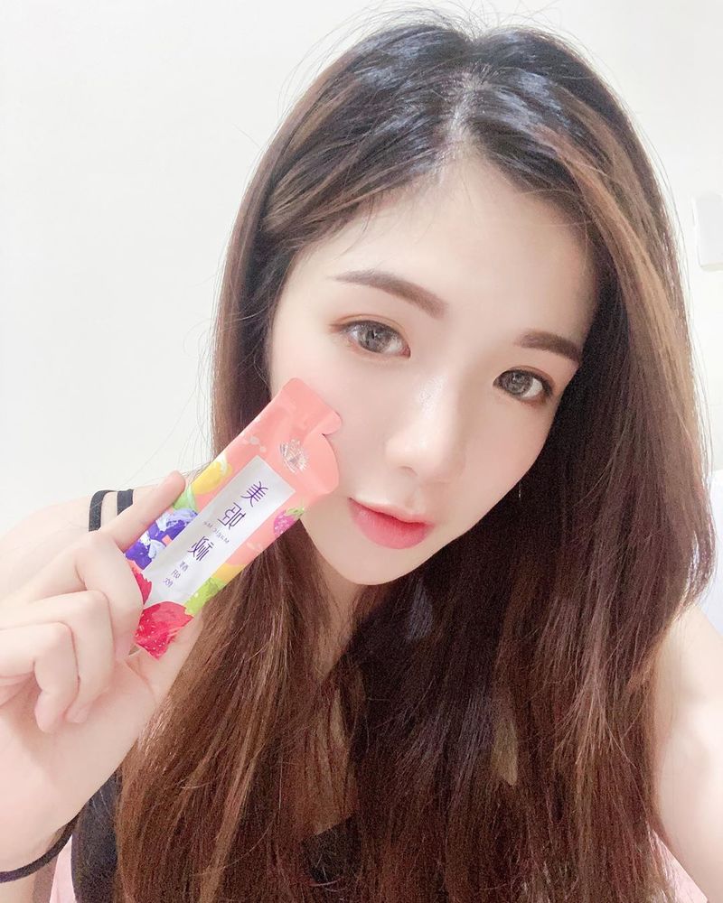 前空姐「方宣凝 Shanny」雪白肌膚、立體五官 撞臉女神許瑋甯 氣質也不容小覷-第1章-图片14