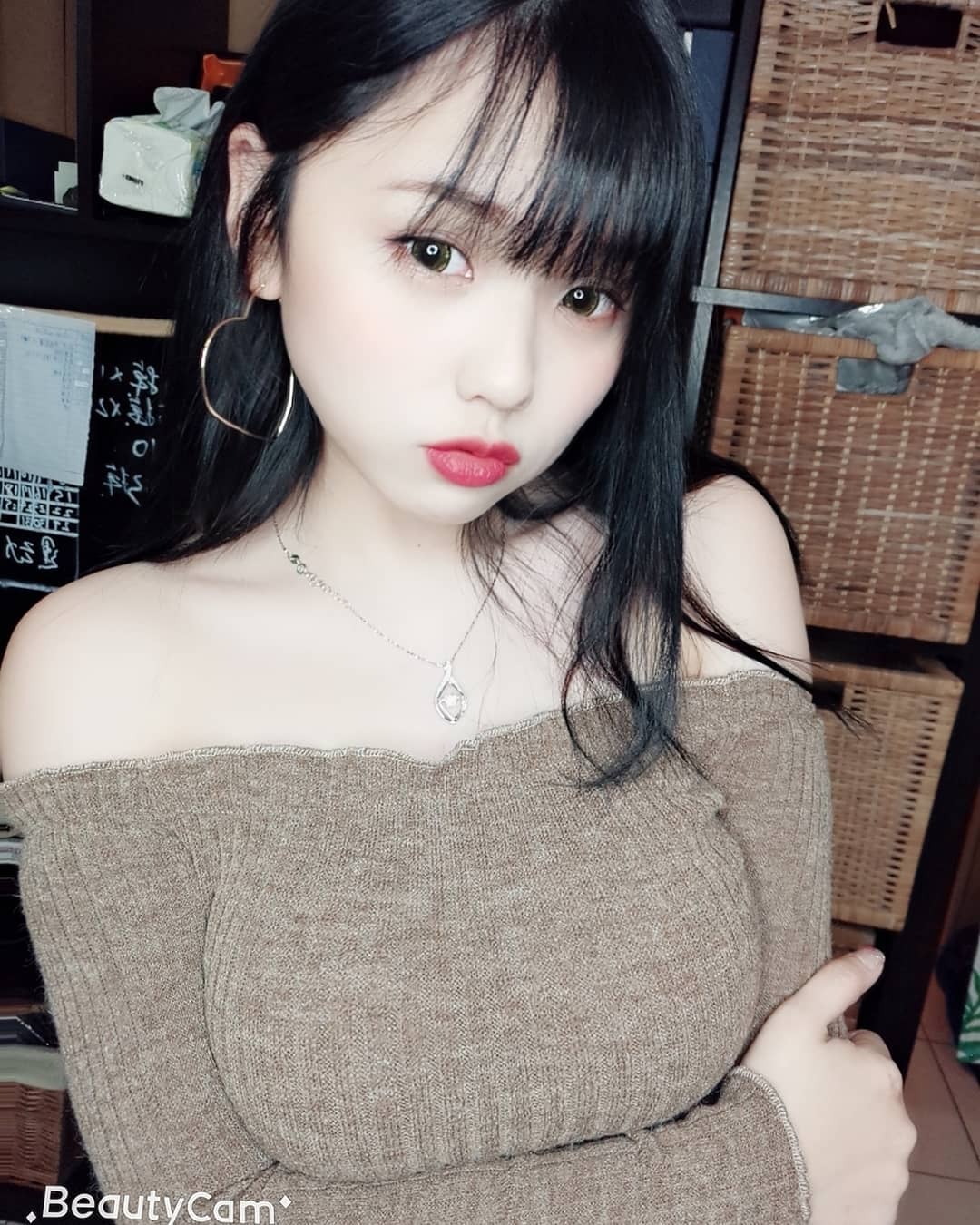 Mia Bean looks too crazy and crazy! networks: full and overwhelming-第1章-图片9