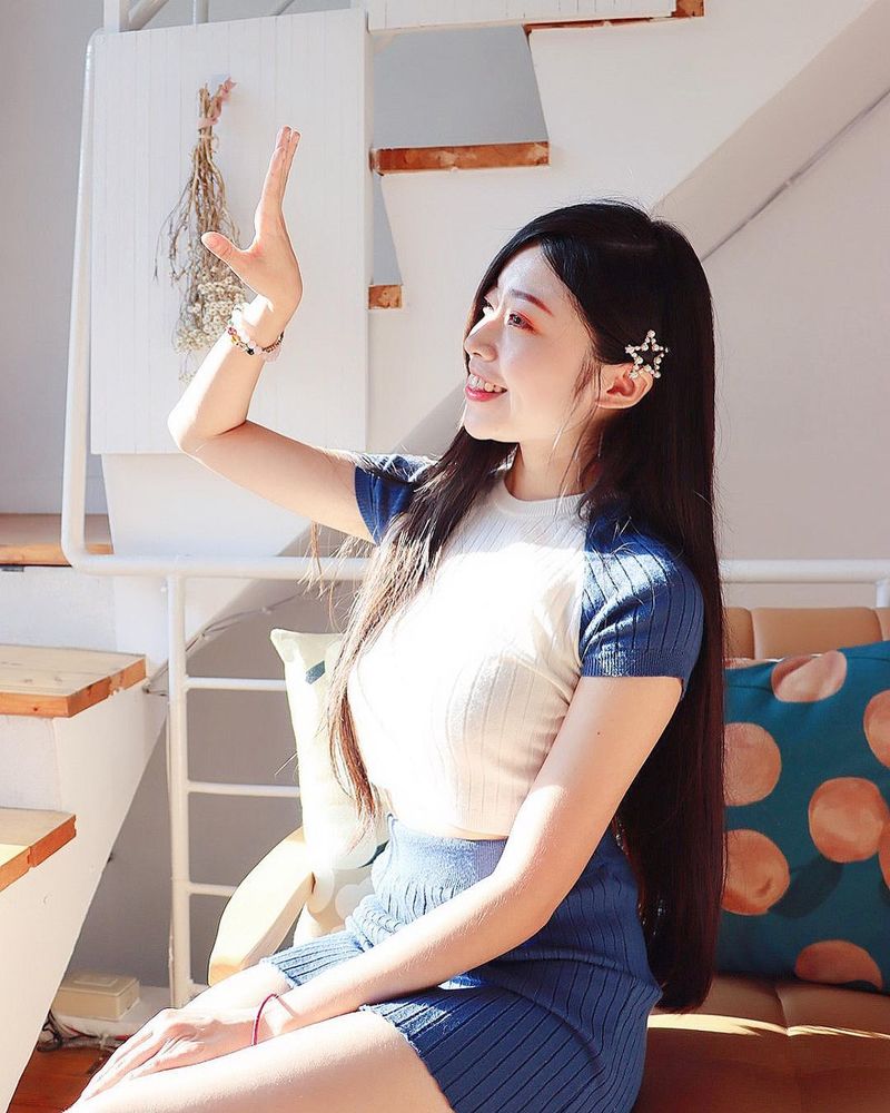 氣質仙女「張馨予 妍妍兒」超細緻腰間搭上一雙大美腿 抖音瘋傳的撩人美姿就是她！-第1章-图片18