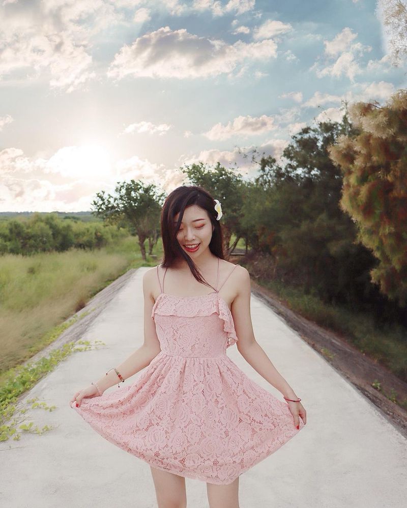 氣質仙女「張馨予 妍妍兒」超細緻腰間搭上一雙大美腿 抖音瘋傳的撩人美姿就是她！-第1章-图片22