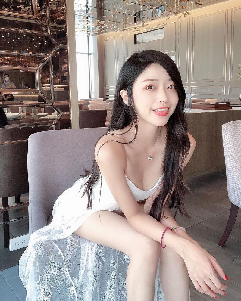 氣質仙女「張馨予 妍妍兒」超細緻腰間搭上一雙大美腿 抖音瘋傳的撩人美姿就是她！-第1章-图片25