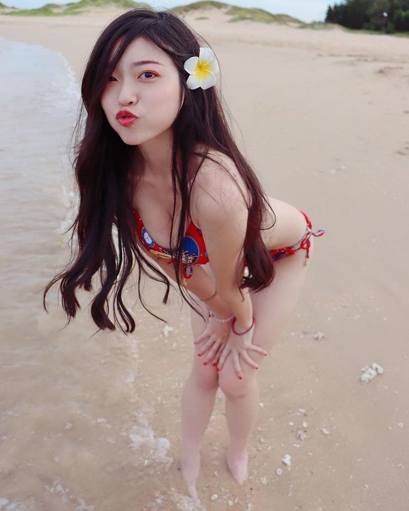 氣質仙女「張馨予 妍妍兒」超細緻腰間搭上一雙大美腿 抖音瘋傳的撩人美姿就是她！-第1章-图片27