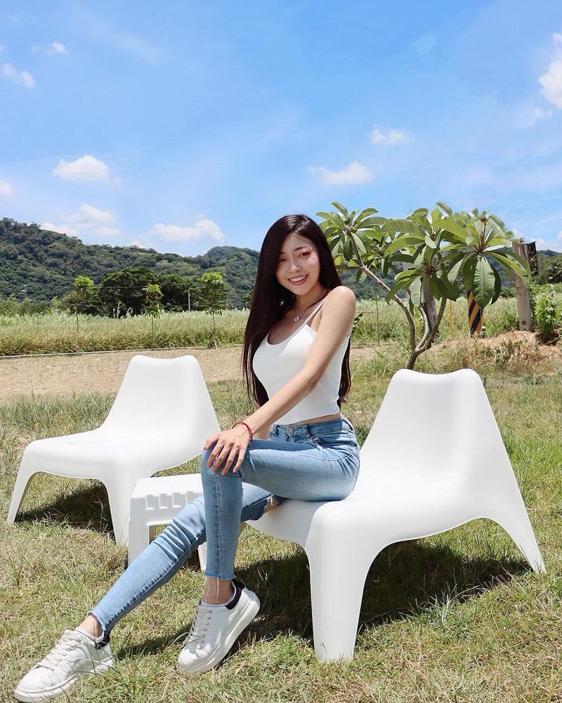 氣質仙女「張馨予 妍妍兒」超細緻腰間搭上一雙大美腿 抖音瘋傳的撩人美姿就是她！-第1章-图片38