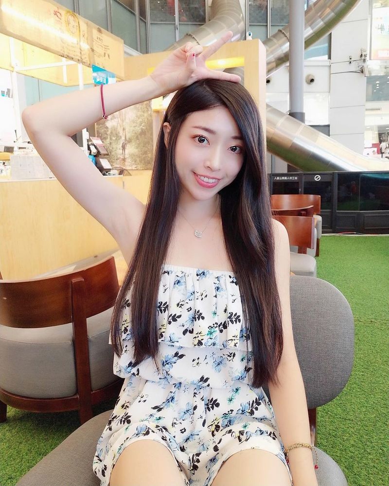 氣質仙女「張馨予 妍妍兒」超細緻腰間搭上一雙大美腿 抖音瘋傳的撩人美姿就是她！-第1章-图片44