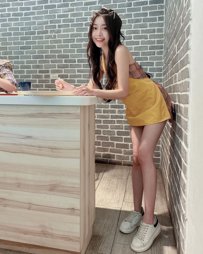 氣質仙女「張馨予 妍妍兒」超細緻腰間搭上一雙大美腿 抖音瘋傳的撩人美姿就是她！-第1章-图片85