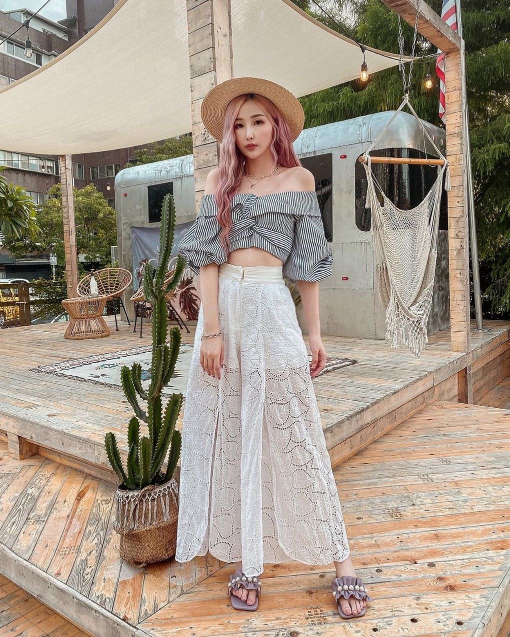 長腿妞直播主「周唯歆」一抹甜笑太動人 美胸美腿還有一雙快被吸進去的動人雙眼-第1章-图片11