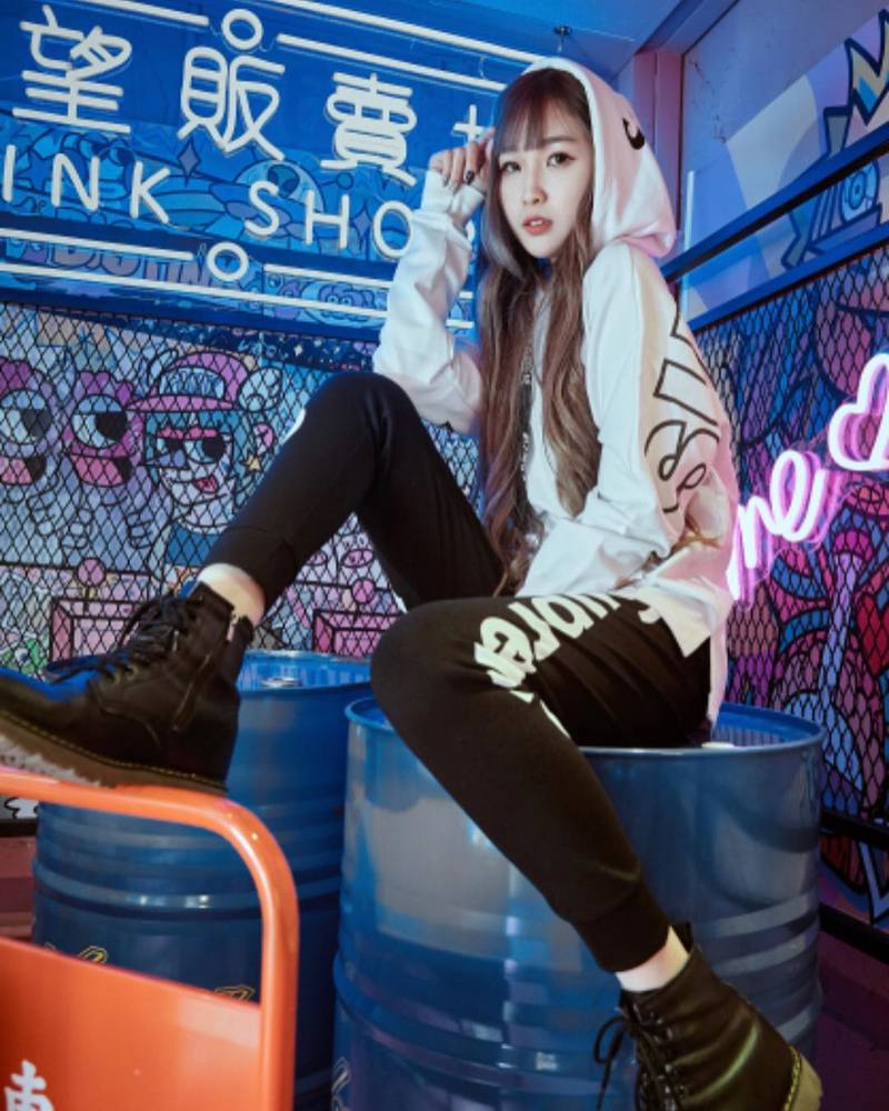 長腿妞直播主「周唯歆」一抹甜笑太動人 美胸美腿還有一雙快被吸進去的動人雙眼-第1章-图片12