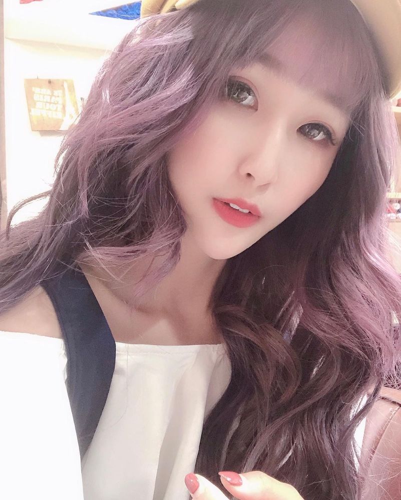 長腿妞直播主「周唯歆」一抹甜笑太動人 美胸美腿還有一雙快被吸進去的動人雙眼-第1章-图片22