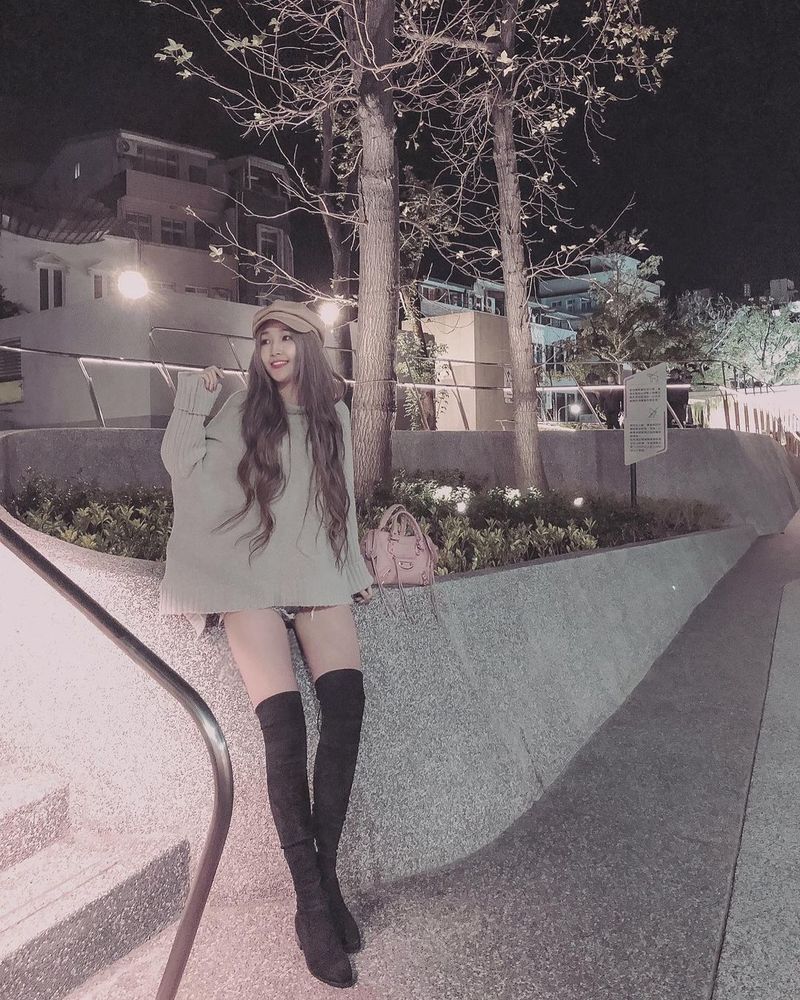 長腿妞直播主「周唯歆」一抹甜笑太動人 美胸美腿還有一雙快被吸進去的動人雙眼-第1章-图片32