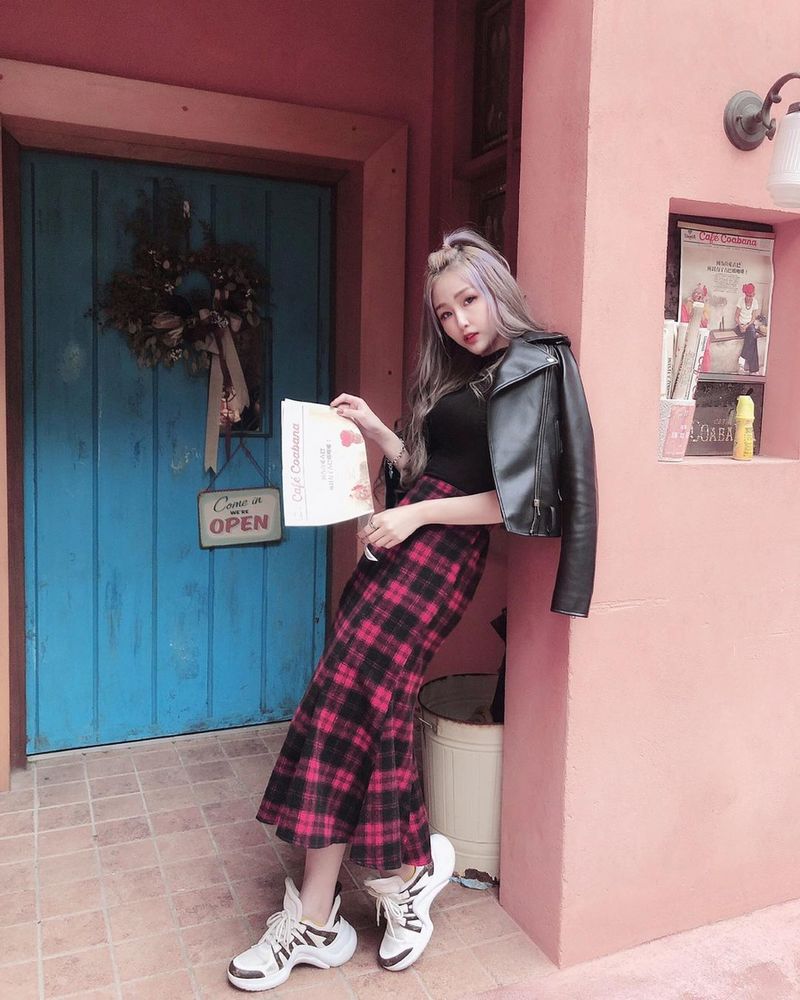 長腿妞直播主「周唯歆」一抹甜笑太動人 美胸美腿還有一雙快被吸進去的動人雙眼-第1章-图片40