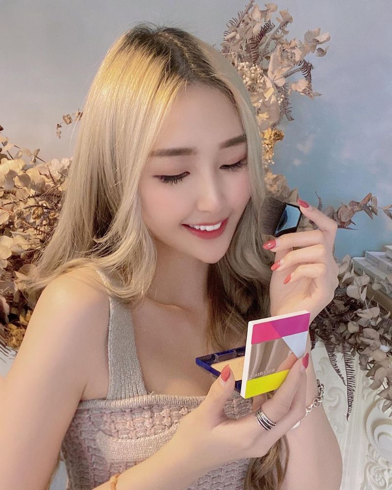 長腿妞直播主「周唯歆」一抹甜笑太動人 美胸美腿還有一雙快被吸進去的動人雙眼-第1章-图片45