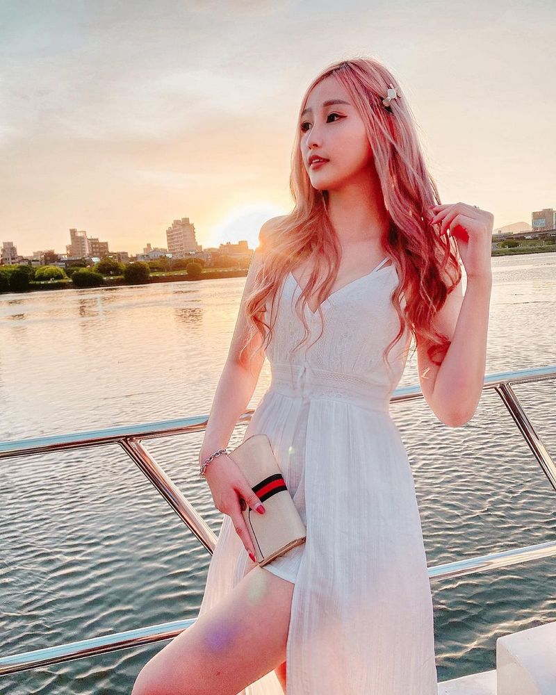 長腿妞直播主「周唯歆」一抹甜笑太動人 美胸美腿還有一雙快被吸進去的動人雙眼-第1章-图片52