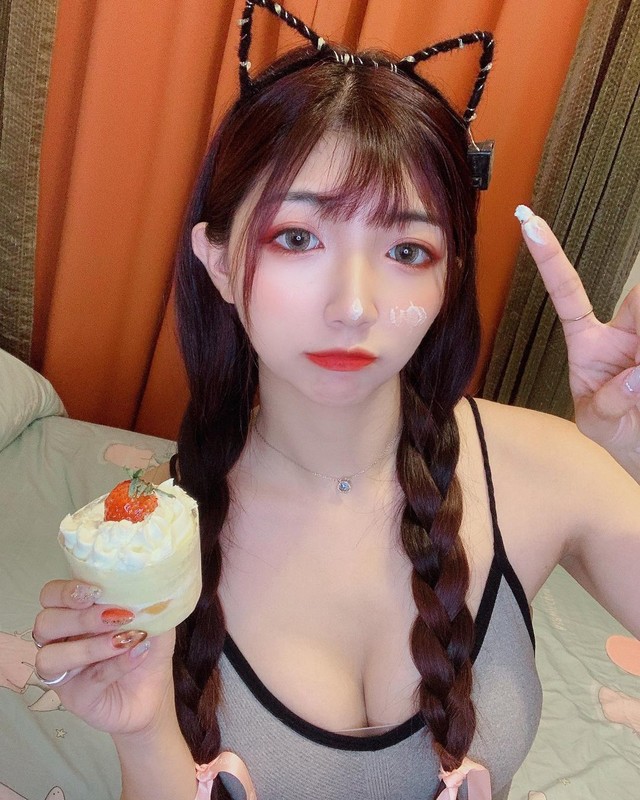 正妹小沄熙性感泡浴缸惹火蜜桃臀太誘惑-第1章-图片16