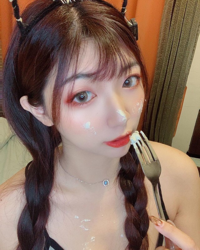 正妹小沄熙性感泡浴缸惹火蜜桃臀太誘惑-第1章-图片20