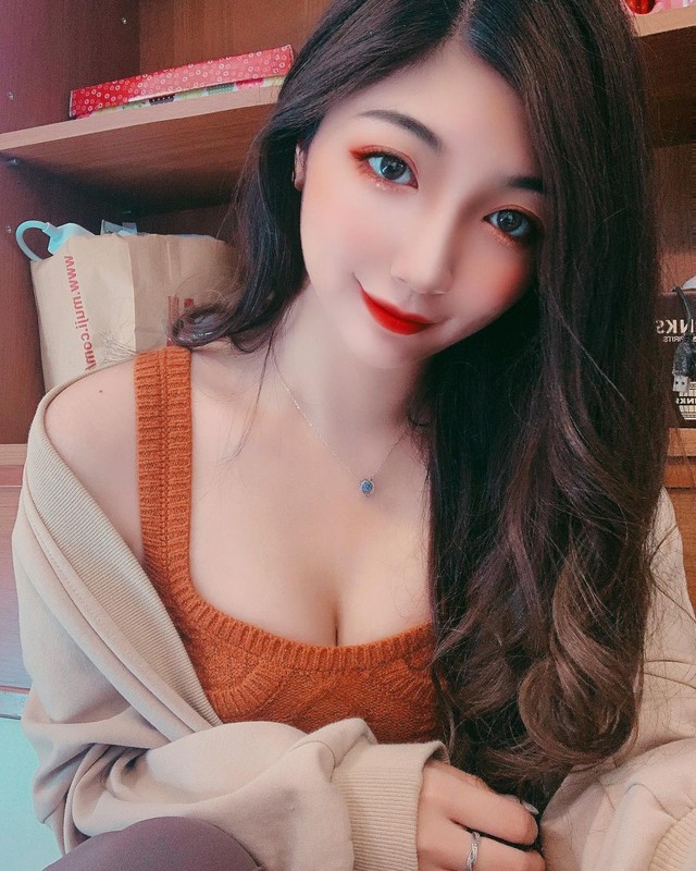 正妹小沄熙性感泡浴缸惹火蜜桃臀太誘惑-第1章-图片30