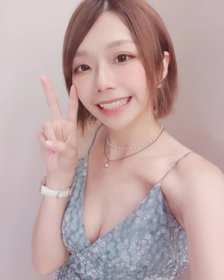 「爆乳兔兔裝＋邪氣妖狐 」 色氣coser甘娜狂秀美尻 粉絲瘋狂暴動！-第1章-图片12