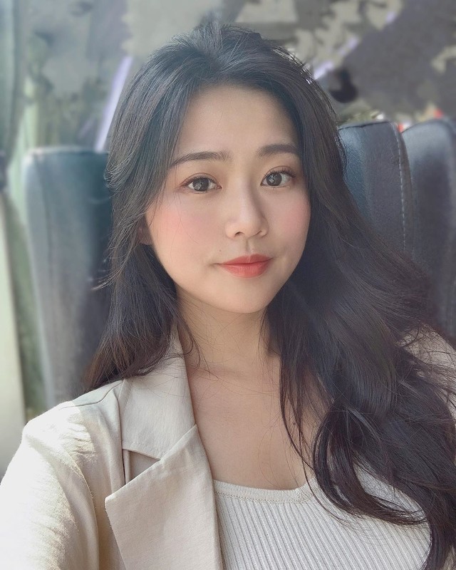 正妹茜茜台北101前長輩大方秀超級深溝吸引路人眼光-第1章-图片14