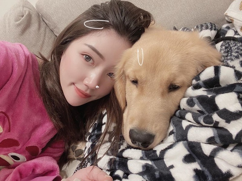 空靈系氣質主播「麗茲」穿比基尼玩沙玩到全身都是可以幫她拍乾淨嗎-第1章-图片2