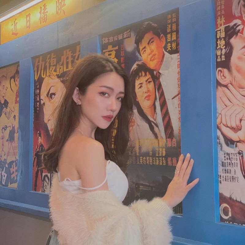 空靈系氣質主播「麗茲」穿比基尼玩沙玩到全身都是可以幫她拍乾淨嗎-第1章-图片13