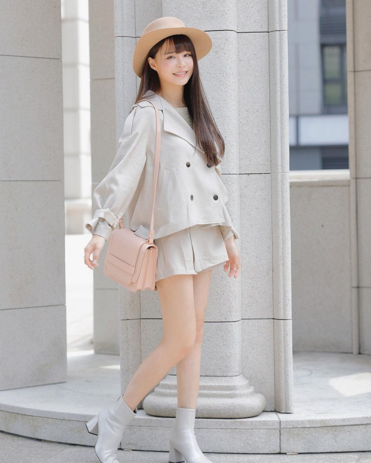 元元不只胸大腿也超讚！穿裙子「私密三角地帶」神秘領域讓人心癢癢…-第1章-图片8