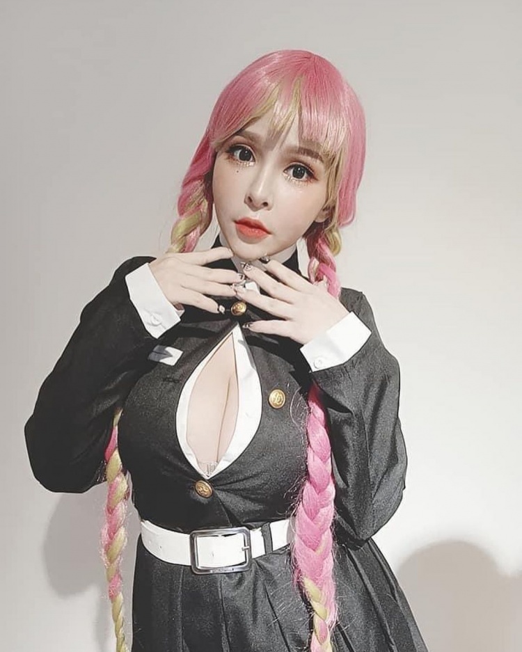 「巨乳美人魚大街悠游！」 超好身材肉慾爆滿：萬聖節變萬射節XD~陳香菱-第1章-图片8