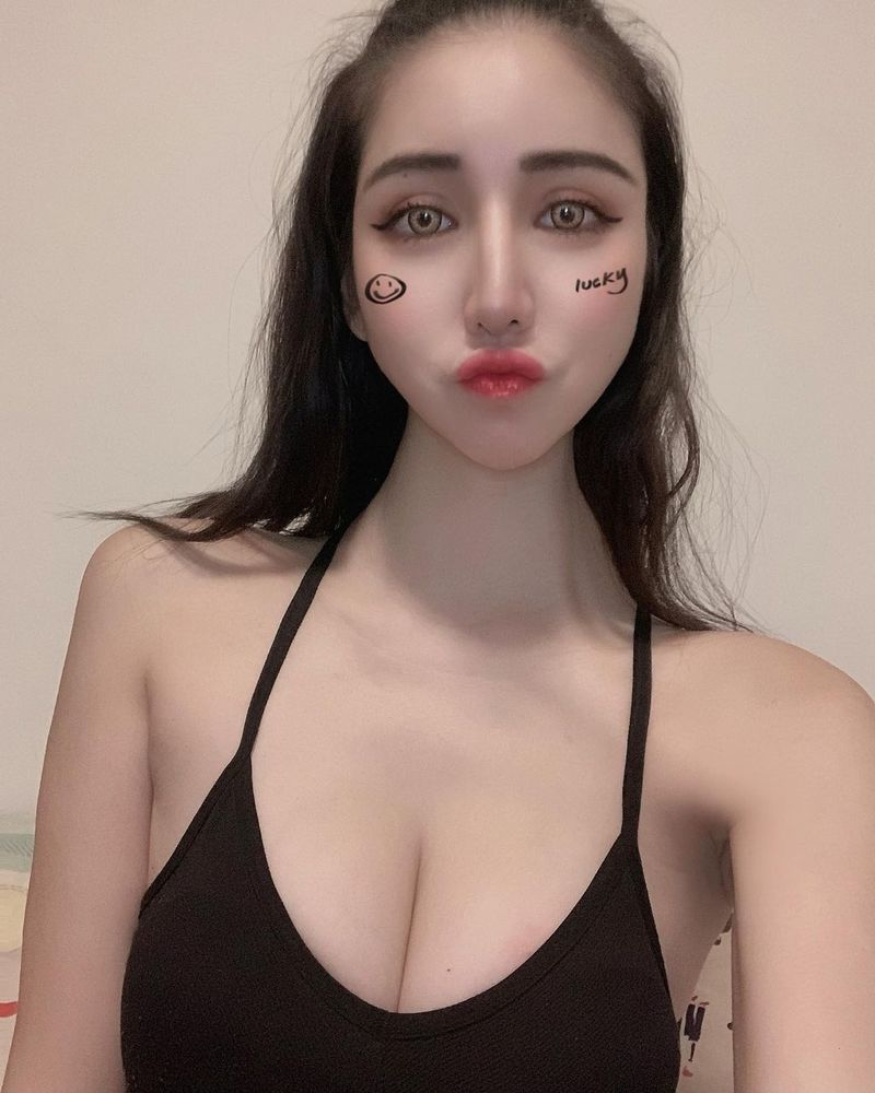 台俄混血美女DJ「若熙娘娘 DJ Rara」高冷臉蛋加上活潑個性，超美女神嗨翻每個派對-第1章-图片17