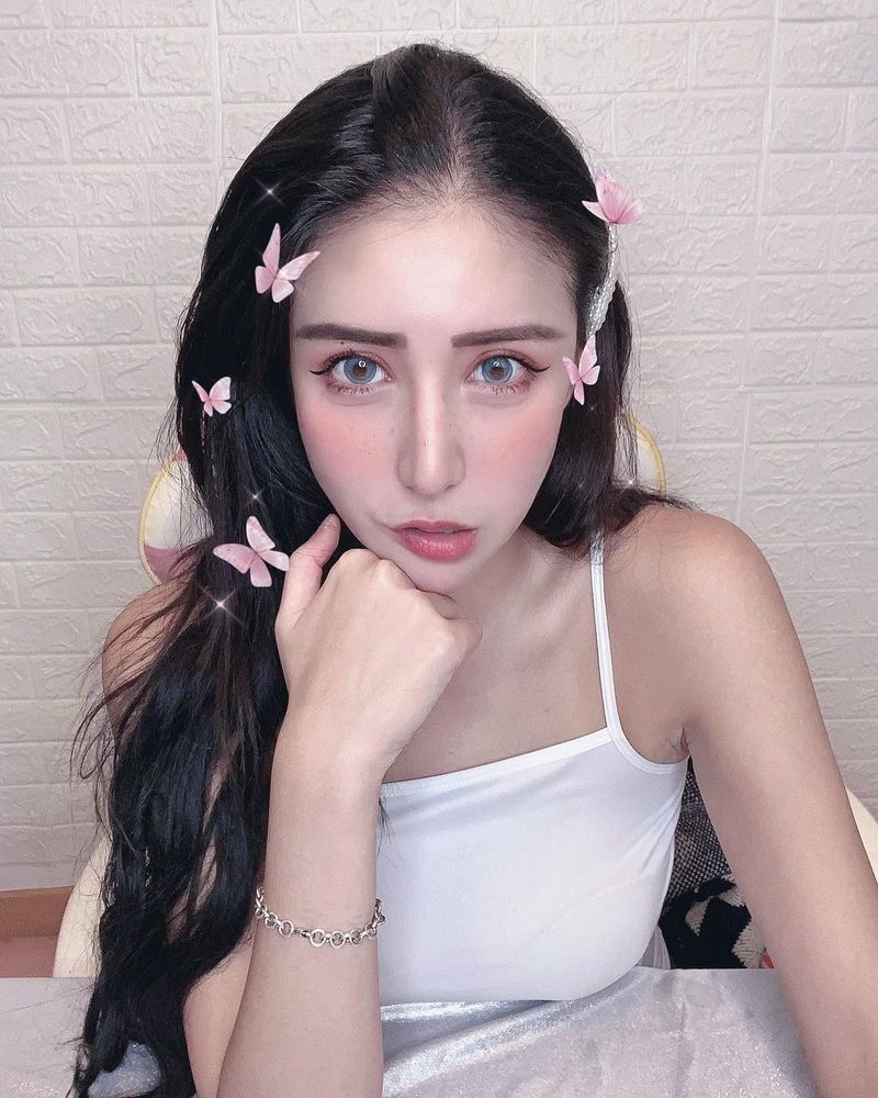 台俄混血美女DJ「若熙娘娘 DJ Rara」高冷臉蛋加上活潑個性，超美女神嗨翻每個派對-第1章-图片19