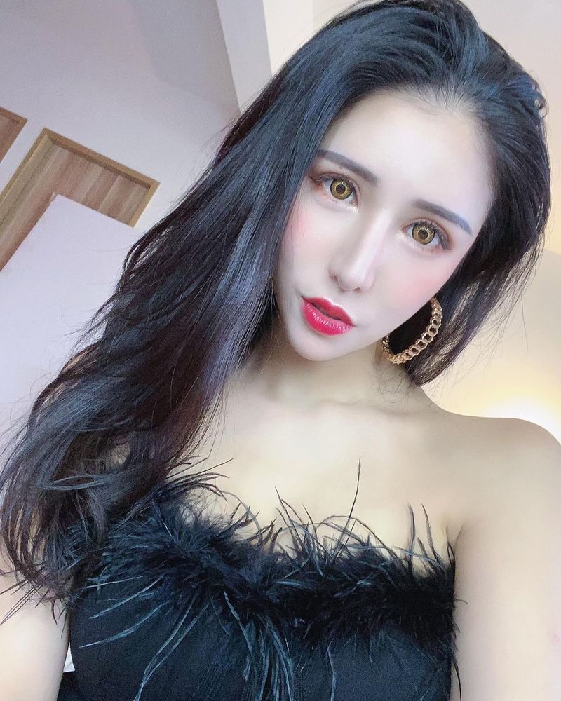 台俄混血美女DJ「若熙娘娘 DJ Rara」高冷臉蛋加上活潑個性，超美女神嗨翻每個派對-第1章-图片23