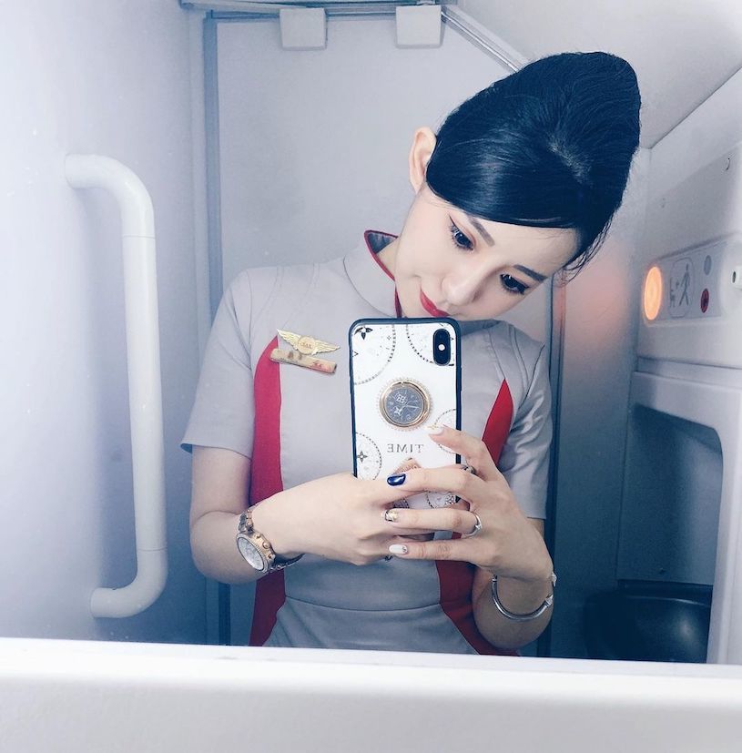 超高顏值！極品正妹空姐「穿搭好性感」，飽滿的凹凸曲線美的冒泡~kelly-第1章-图片5