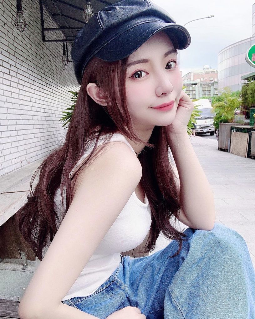 超高顏值！極品正妹空姐「穿搭好性感」，飽滿的凹凸曲線美的冒泡~kelly-第1章-图片10