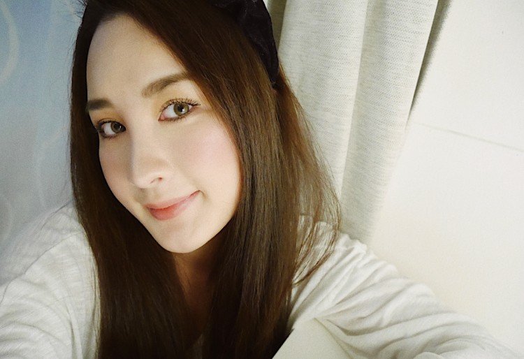 台瑞混血女模神似Jennifer Lawrence~Viola-第1章-图片2