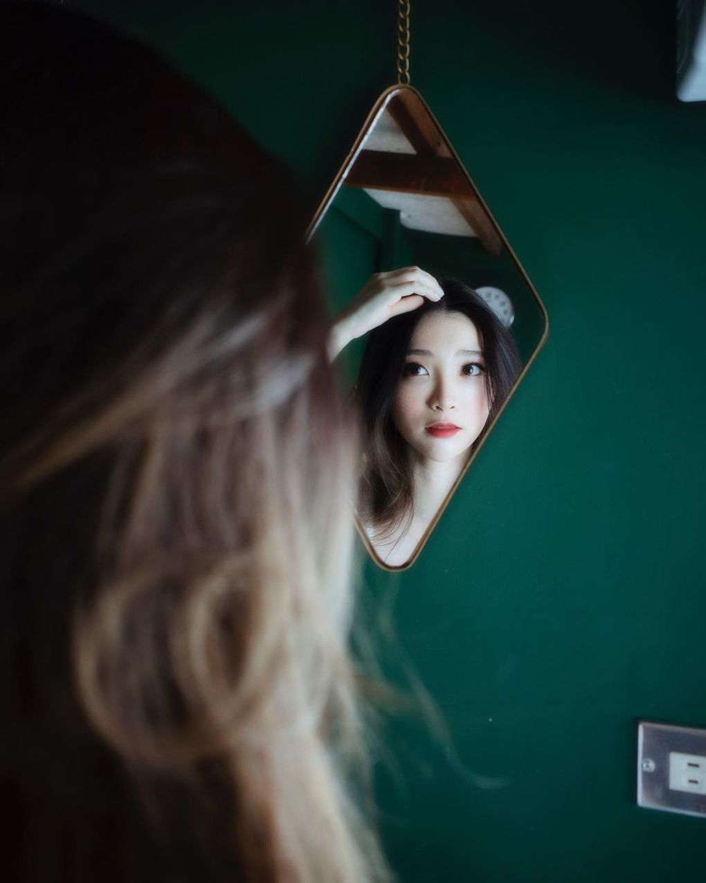 白皙小仙女「Lily」不食人間煙火的甜美脫俗，超不科學螞蟻腰性感到爆炸-第1章-图片8