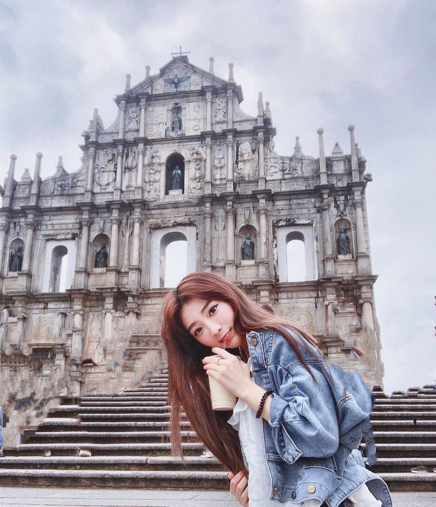 白皙小仙女「Lily」不食人間煙火的甜美脫俗，超不科學螞蟻腰性感到爆炸-第1章-图片14