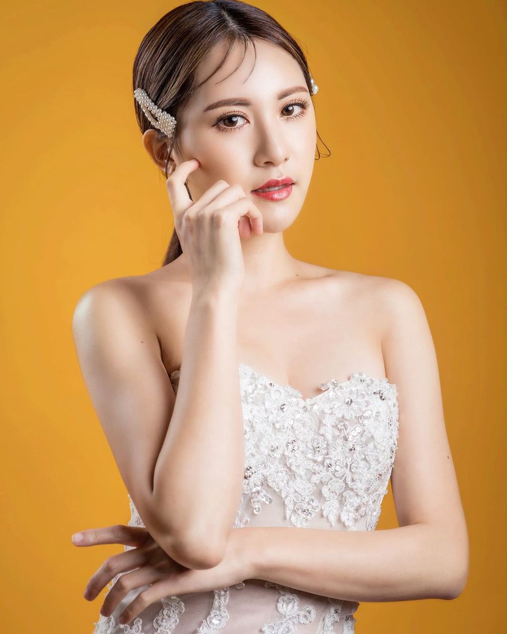 全身散發自信魅力的女神「韓雪」清新高雅的魅力，讓人看了就覺得好療癒啊-第1章-图片2