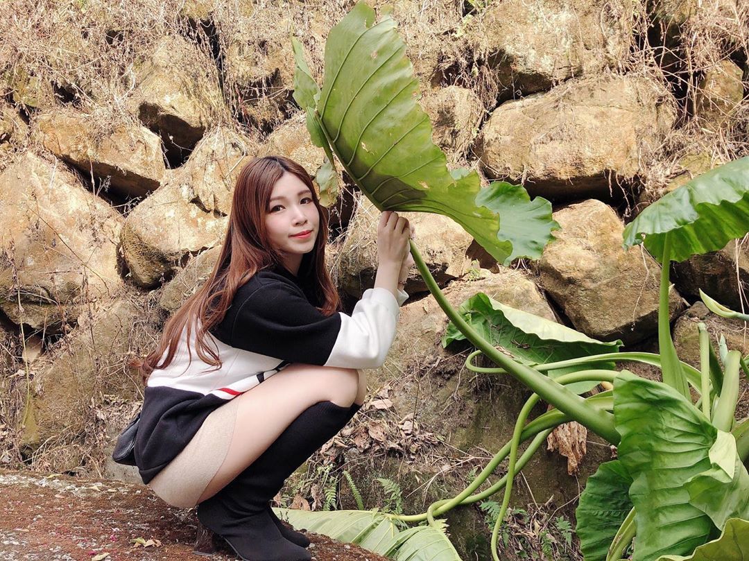 正妹甜心「蔡宥宥」F級美乳足球主播 低胸穿搭好誘人 優質臉蛋好喜歡-第1章-图片16