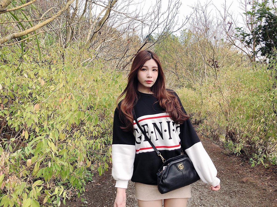 正妹甜心「蔡宥宥」F級美乳足球主播 低胸穿搭好誘人 優質臉蛋好喜歡-第1章-图片18