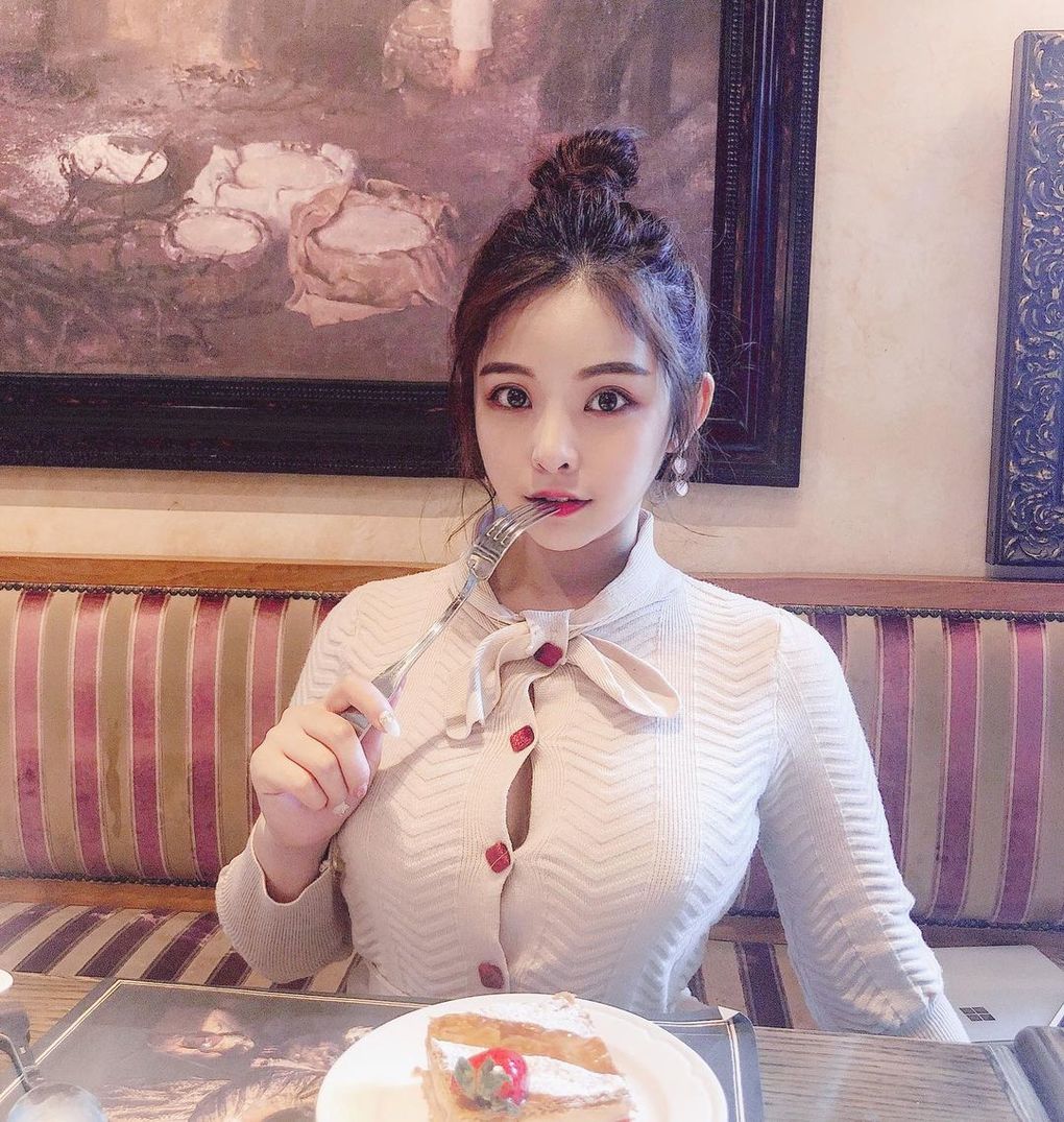 甜美氣質無界限「Cynthia 圓圓」胸前曼妙美乳就跟名字一樣圓圓der-第1章-图片11