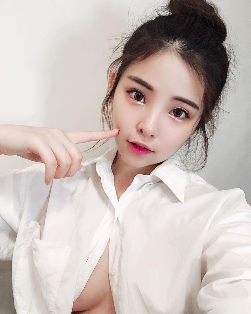 甜美氣質無界限「Cynthia 圓圓」胸前曼妙美乳就跟名字一樣圓圓der-第1章-图片36