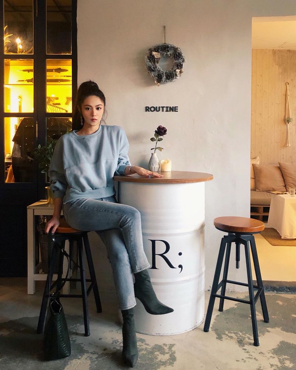 零死角小臉美人「呂尤」甜美陽光笑容加上超性感S曲線，一舉一動都充滿誘惑還有優雅-第1章-图片4