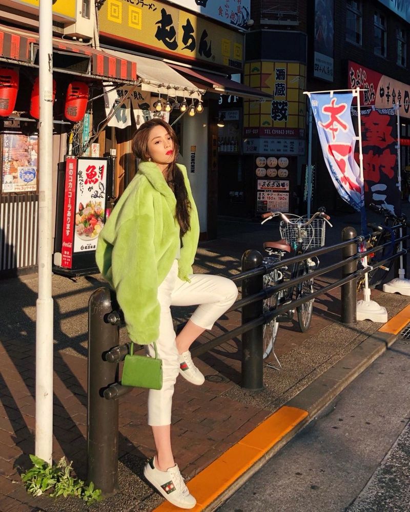 零死角小臉美人「呂尤」甜美陽光笑容加上超性感S曲線，一舉一動都充滿誘惑還有優雅-第1章-图片16