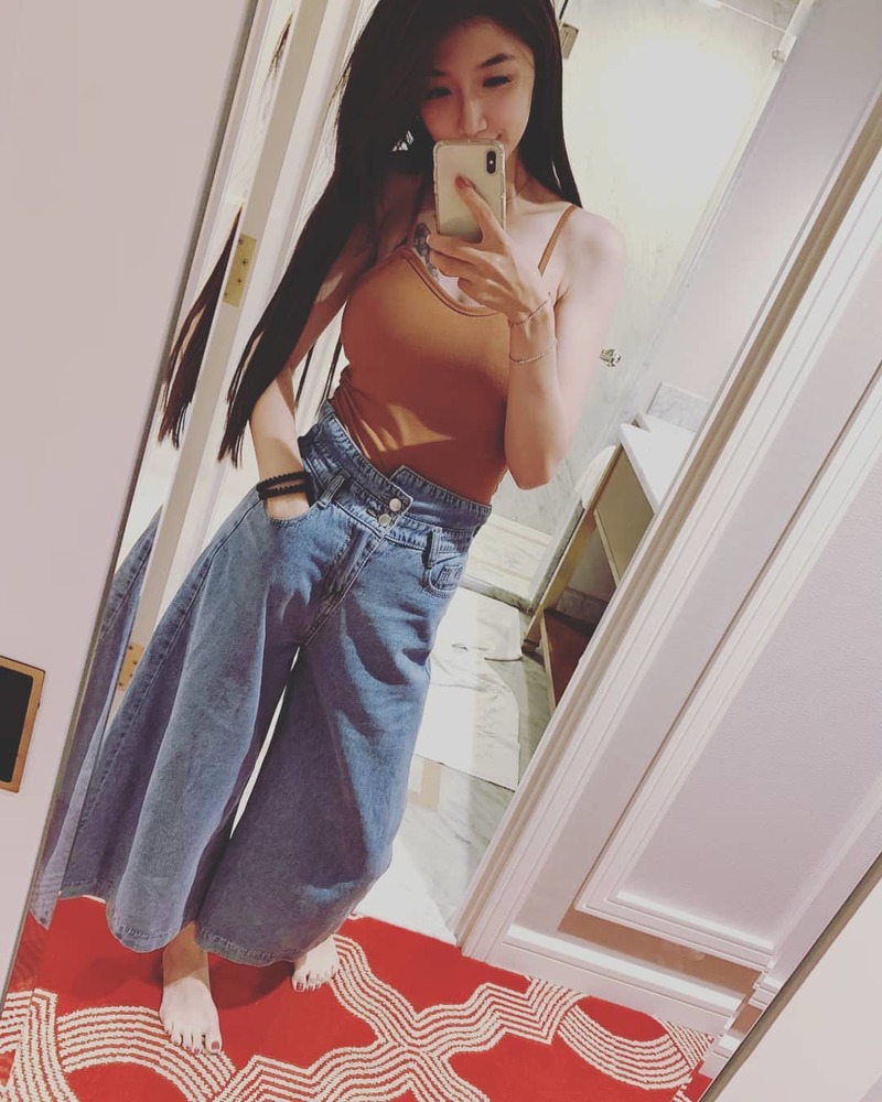 清秀直播主雞蛋妹「若㮀」胸前那個太有個性 172模特兒等級高挑身材-第1章-图片15