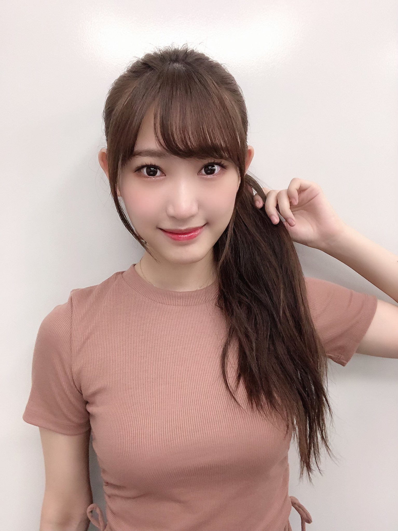 日本難波偶像團 隱藏高身長美乳大物 原かれん