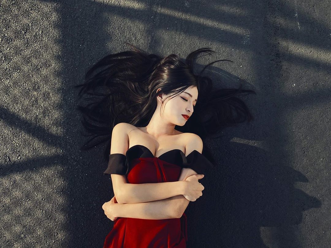 G杯惹火身材「郭鬼鬼」甜美外表獲選封面女郎 性感姣好身材表露無遺-第1章-图片17