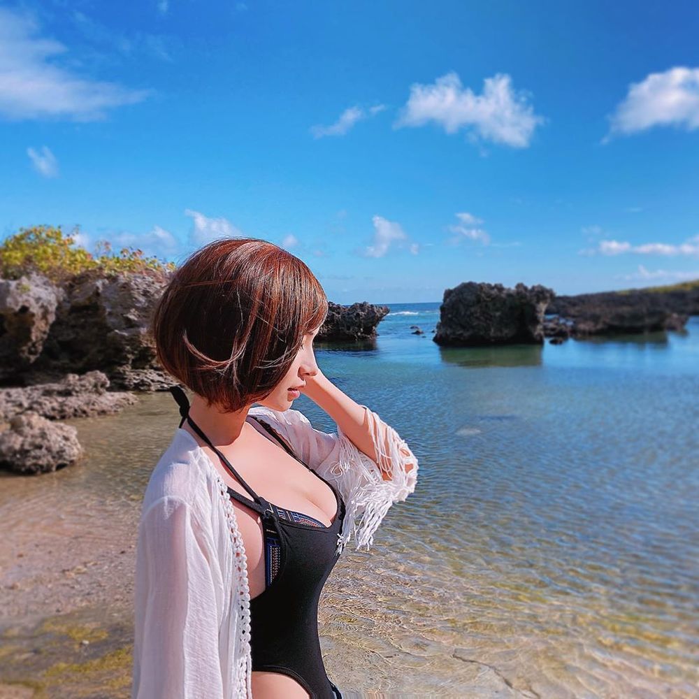 G杯惹火身材「郭鬼鬼」甜美外表獲選封面女郎 性感姣好身材表露無遺-第1章-图片56