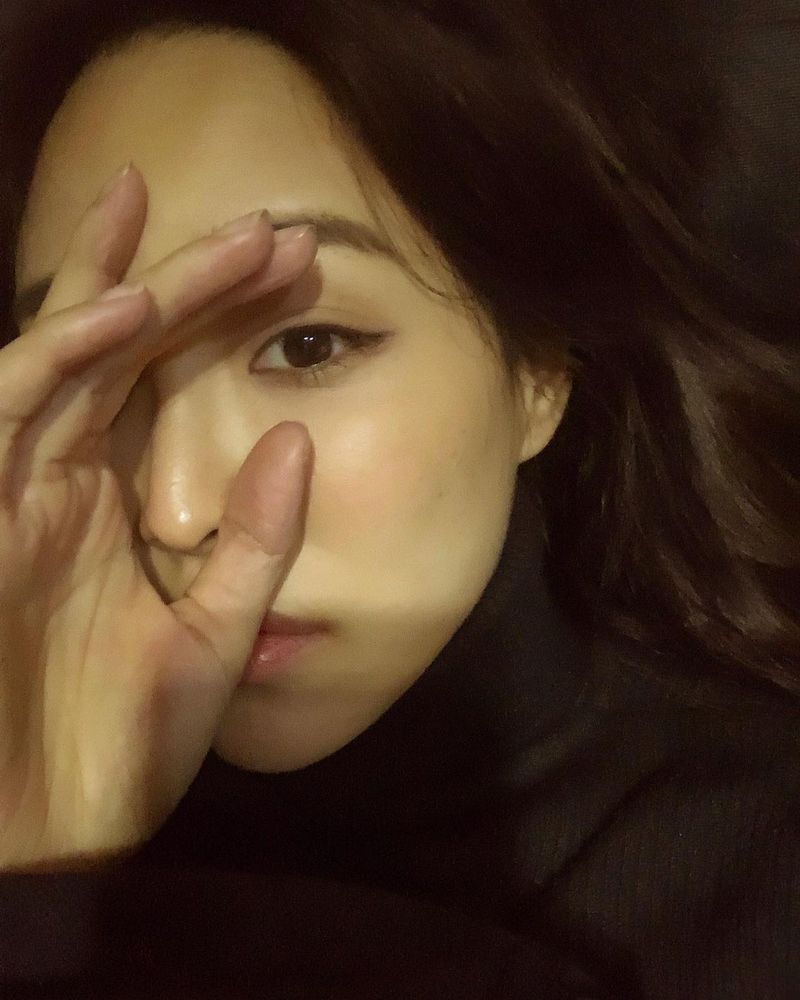 這就是傳說中的高級臉！ 「張耘芝 U.Z」廣告商寵兒，自然高冷臉蛋加上超性感腹肌身材！-第1章-图片29