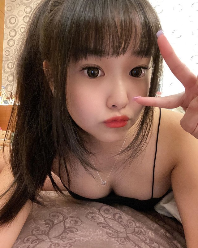 Dara熊熊遊艇上大解放「深溝北半球」滿出比基尼辣翻-第1章-图片18