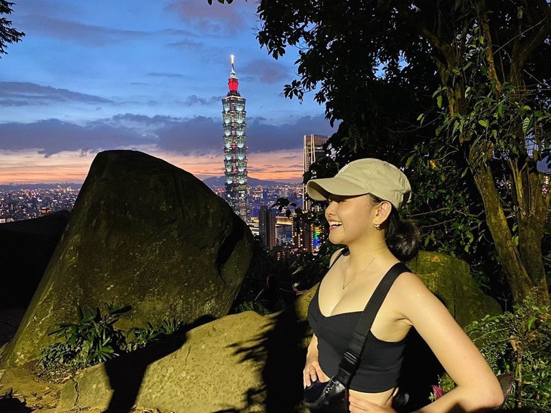 Dara熊熊遊艇上大解放「深溝北半球」滿出比基尼辣翻-第1章-图片35