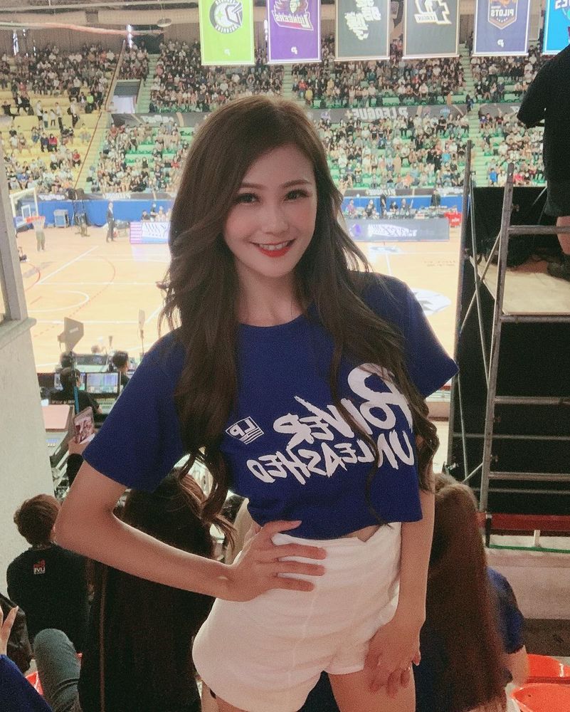 Sexy sweet sister 